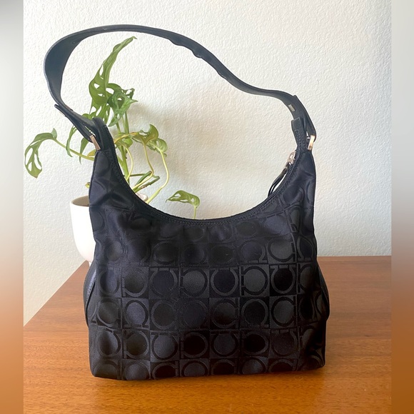 Salvatore Ferragamo Black Leather Trim Nylon Shoulder Bag Y2K Style Hobo Purse - Picture 5 of 16